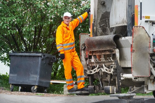 Residential and commercial skip hire services